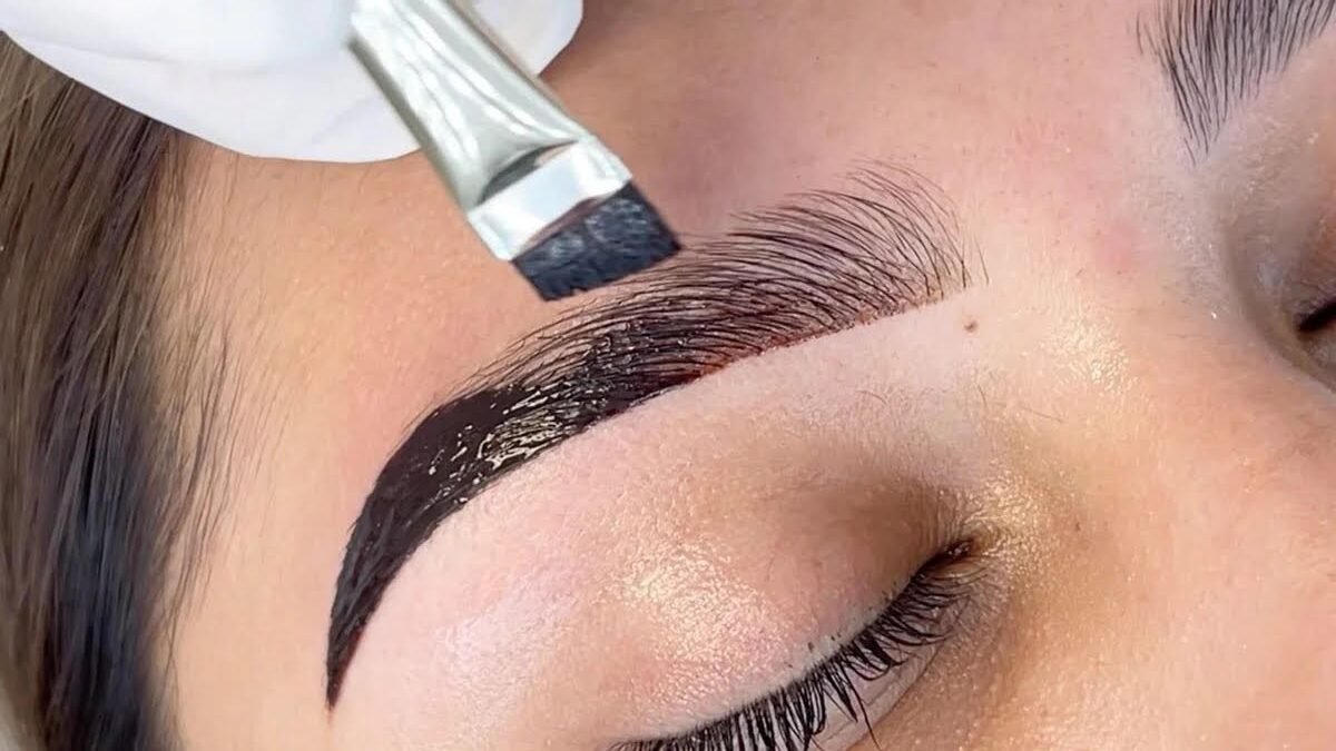 Professional brow tinting treatment at Salon & Spa Botanica — enhancing natural eyebrows with precision and long-lasting color.